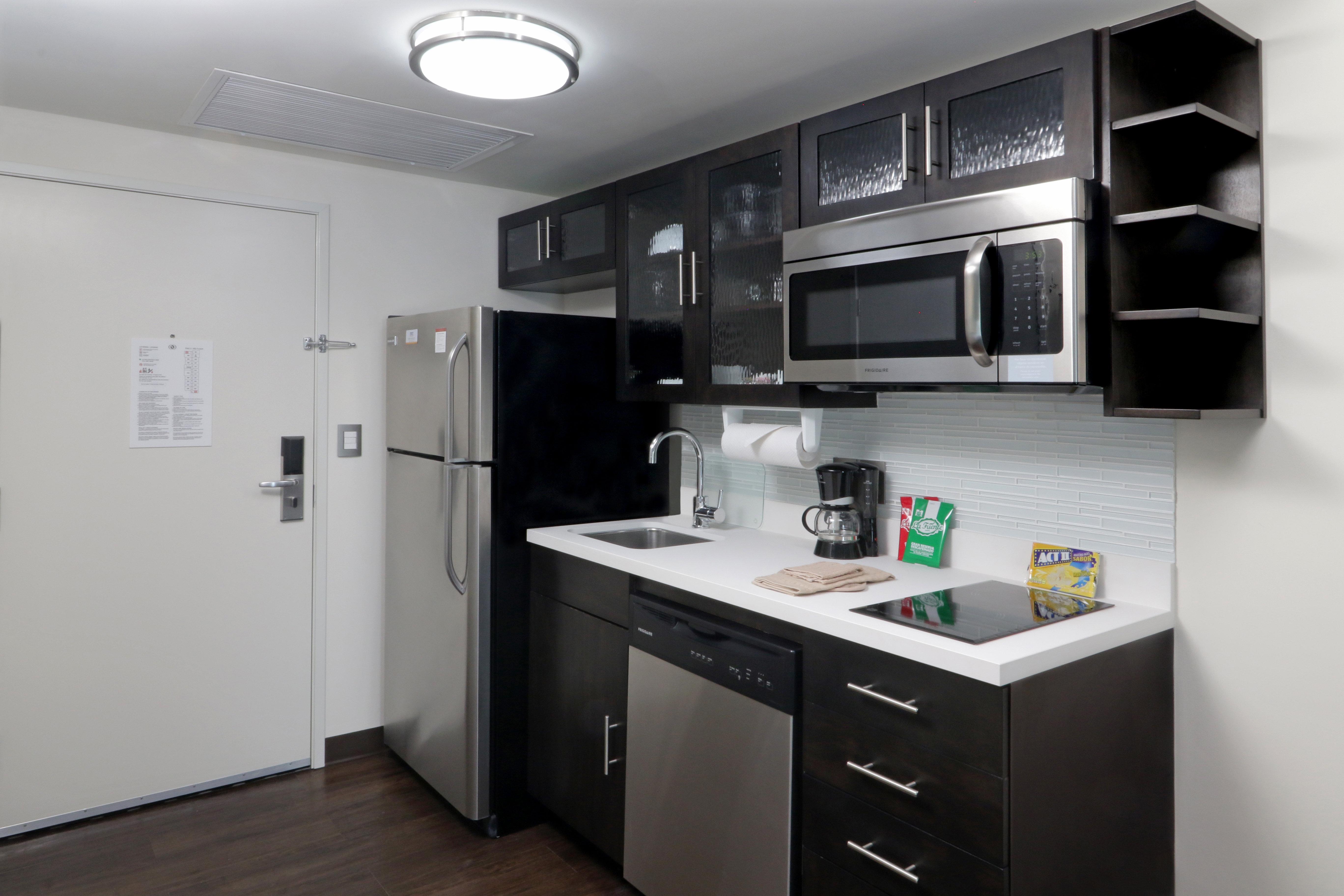 Candlewood Suites Celaya Celaya  Zewnętrze zdjęcie