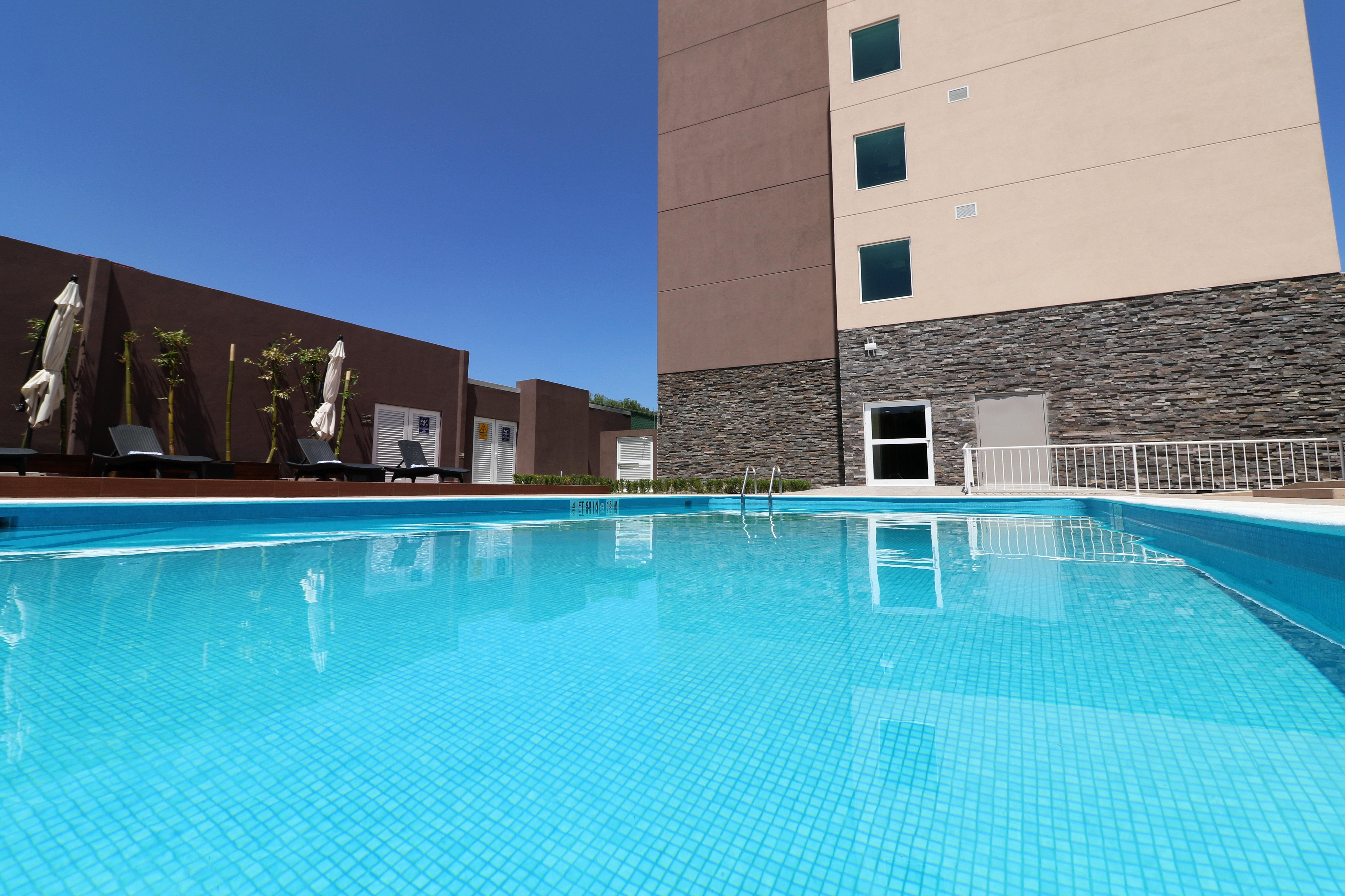 Candlewood Suites Celaya Celaya  Zewnętrze zdjęcie